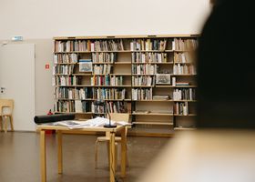 A Room With No Center